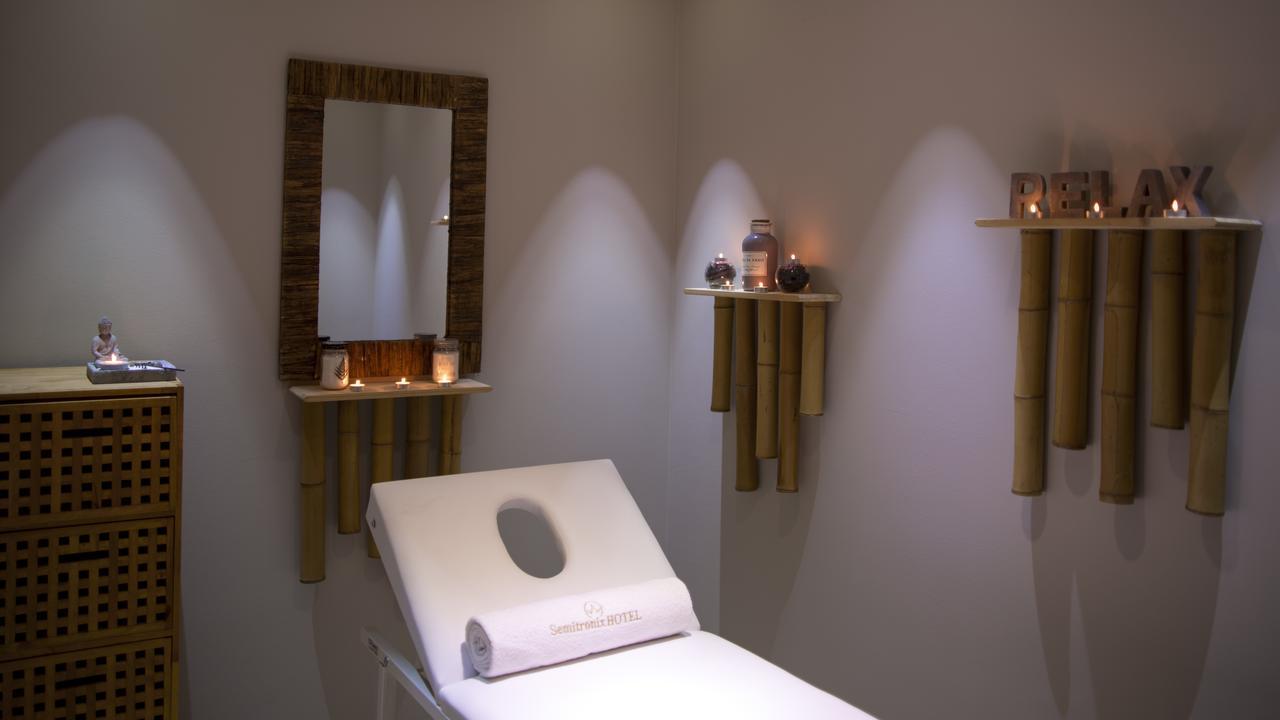 Semitronix Hotel Prishtina 프리슈티나 외부 사진