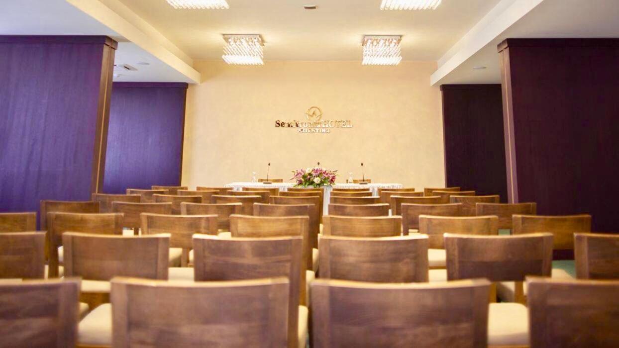 Semitronix Hotel Prishtina 프리슈티나 외부 사진